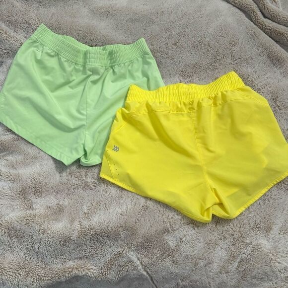 Mint Green FREELY Workout Shorts size XL like new - Picture 4 of 7